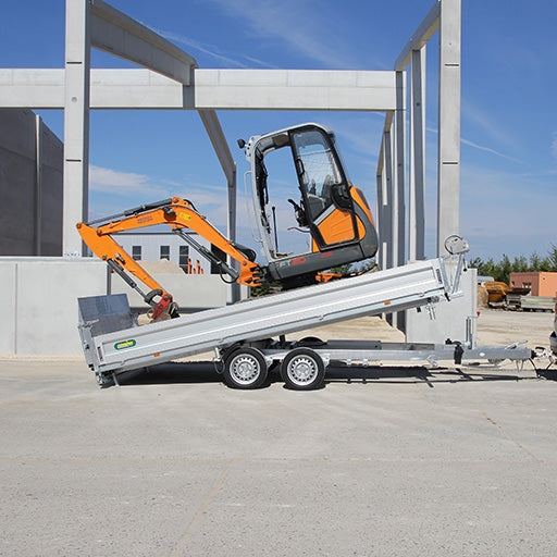 UNSINN Zweiseitenkipper, abgesenkt, Bagger entladend