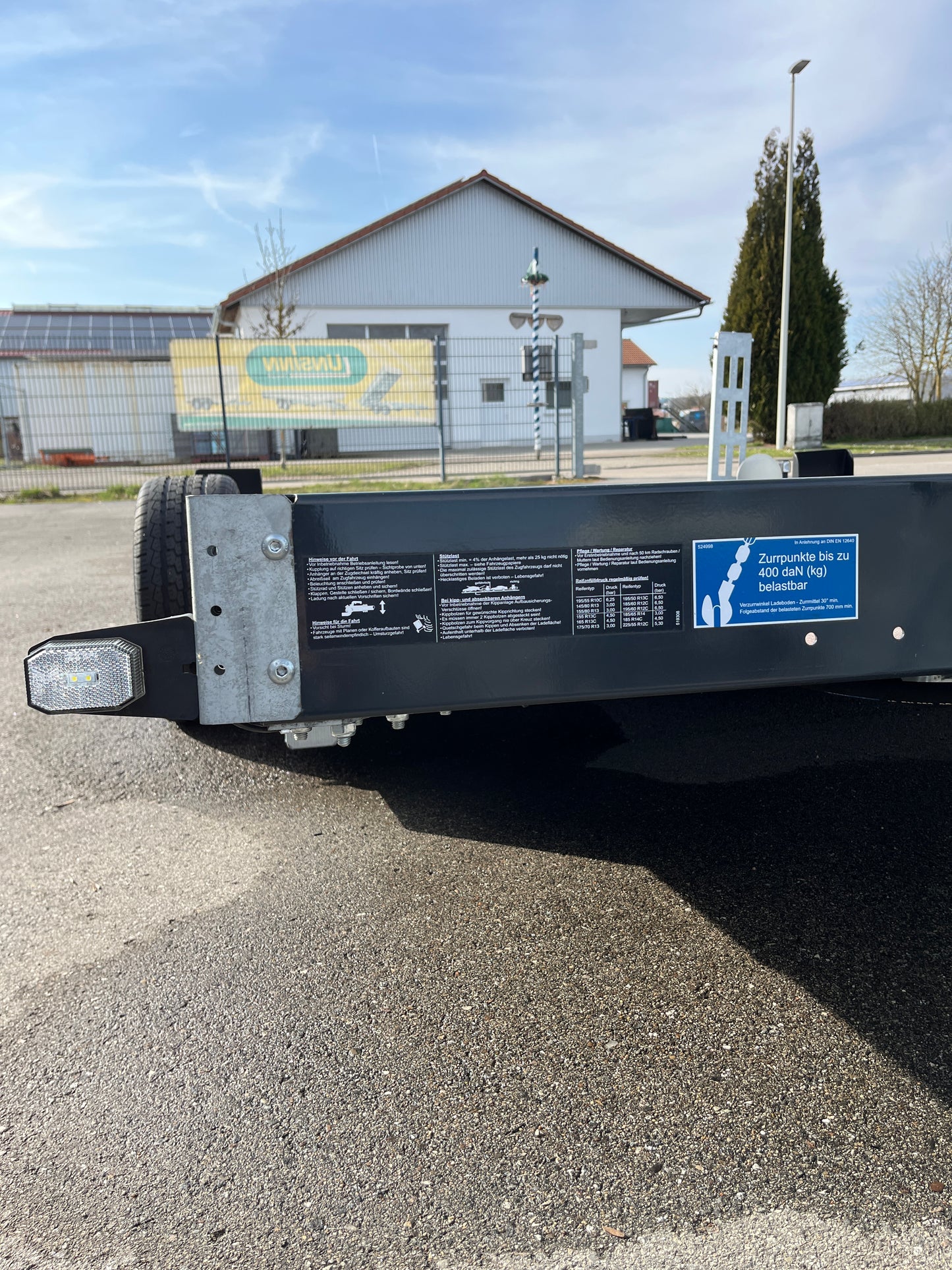 UNSINN Absenkanhänger UA 3118-18-13