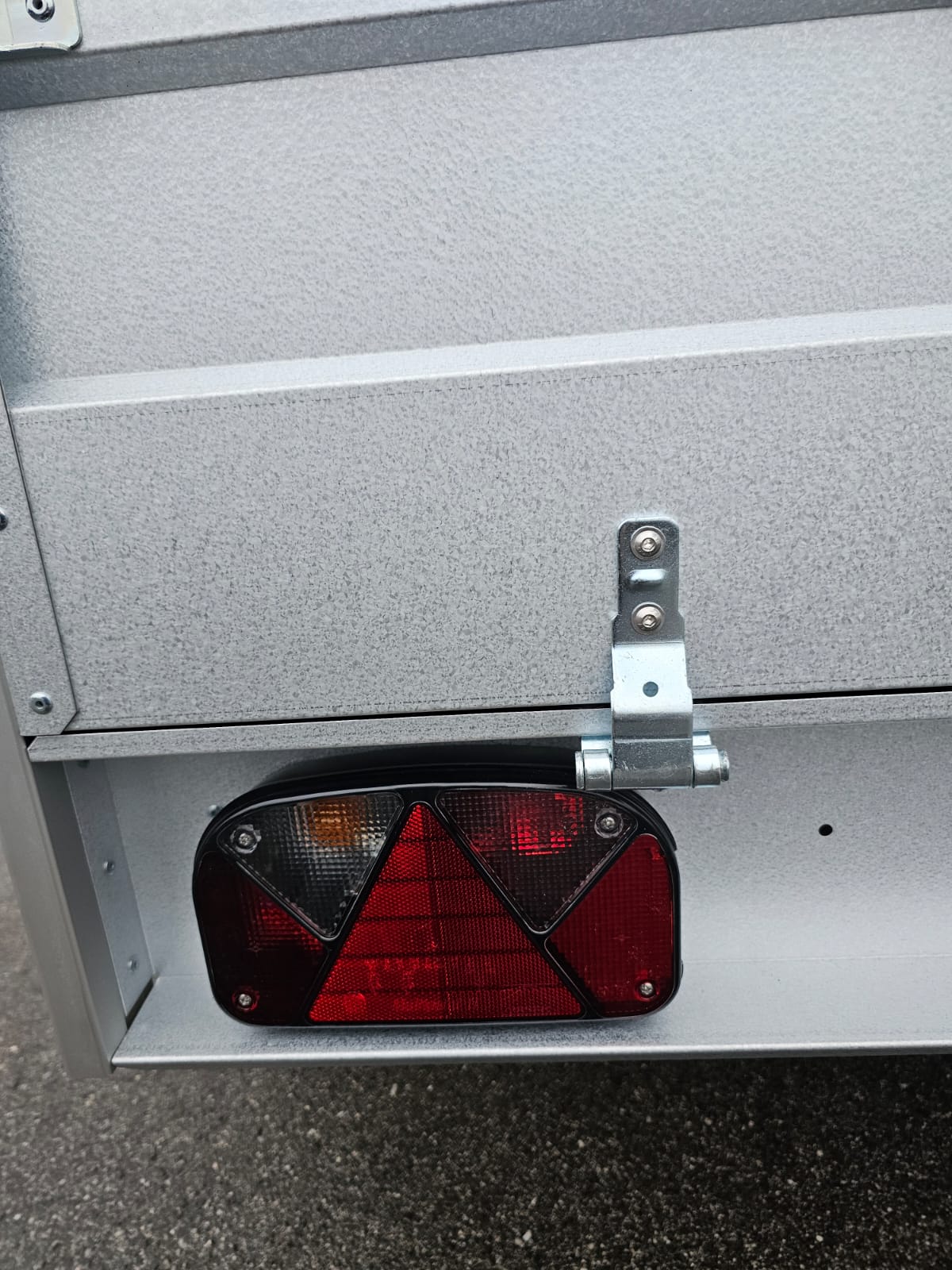 Agados Anhänger Handy 3 mit Bordwandaufsatz und Flachplane