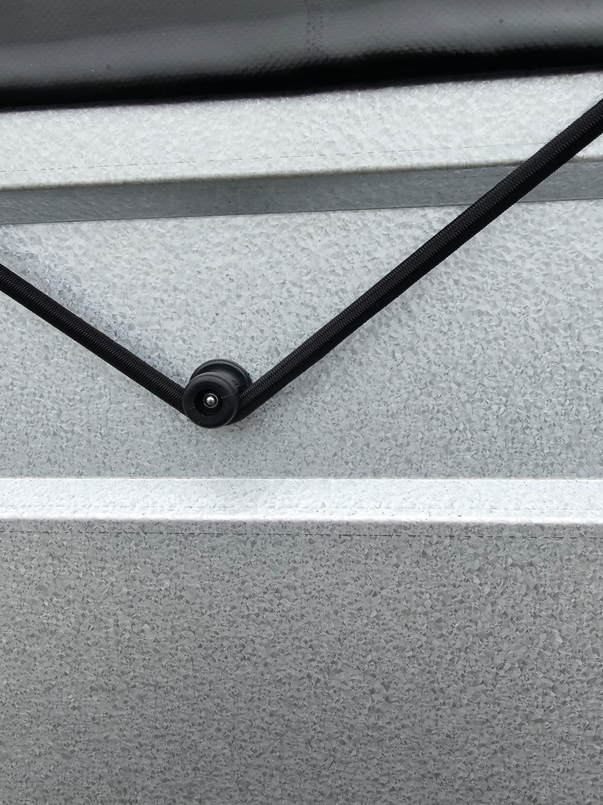 Agados Anhänger Handy 3 mit Hochplane, schwarz