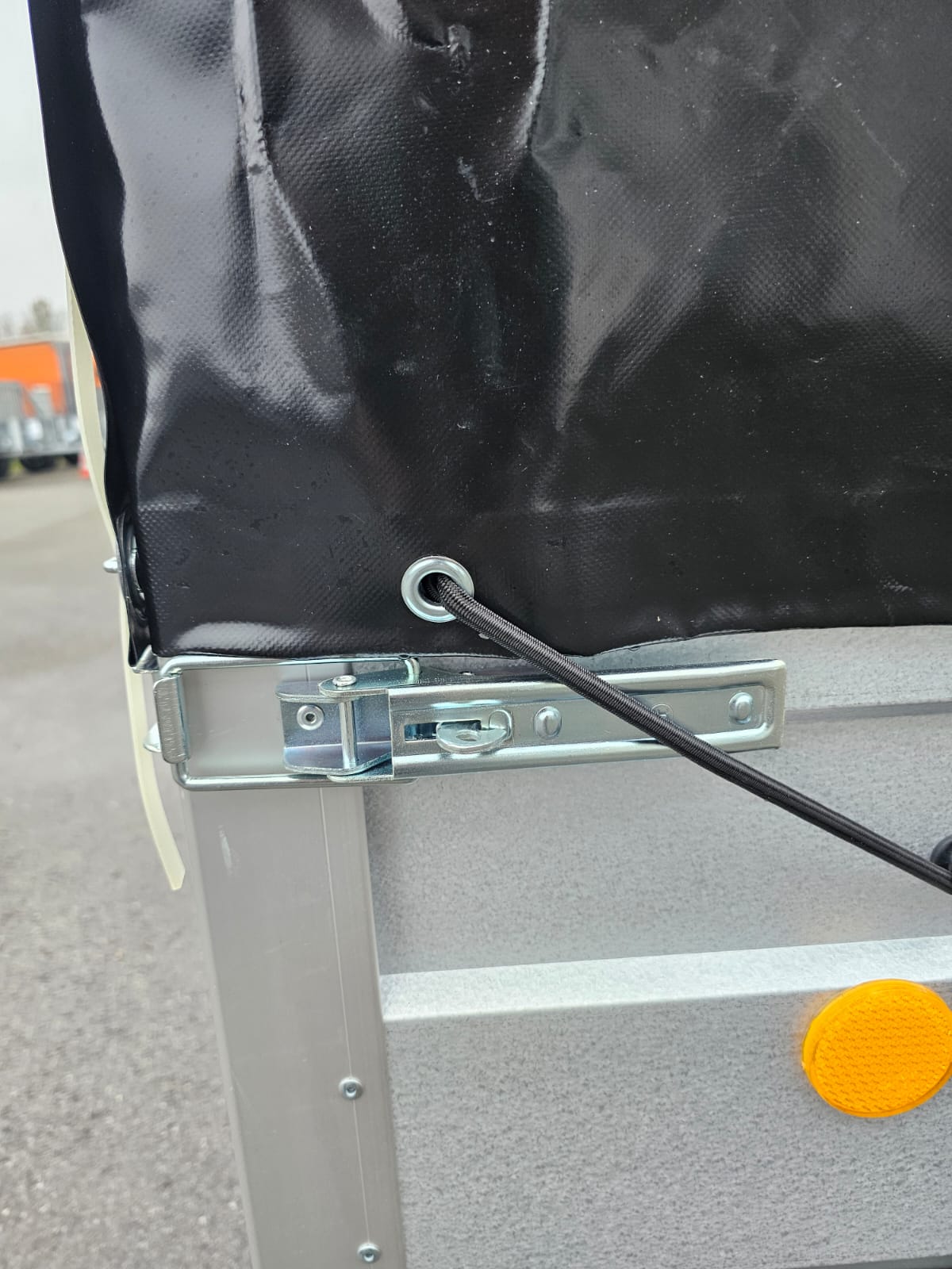 Agados Anhänger Handy 3 mit Hochplane, schwarz